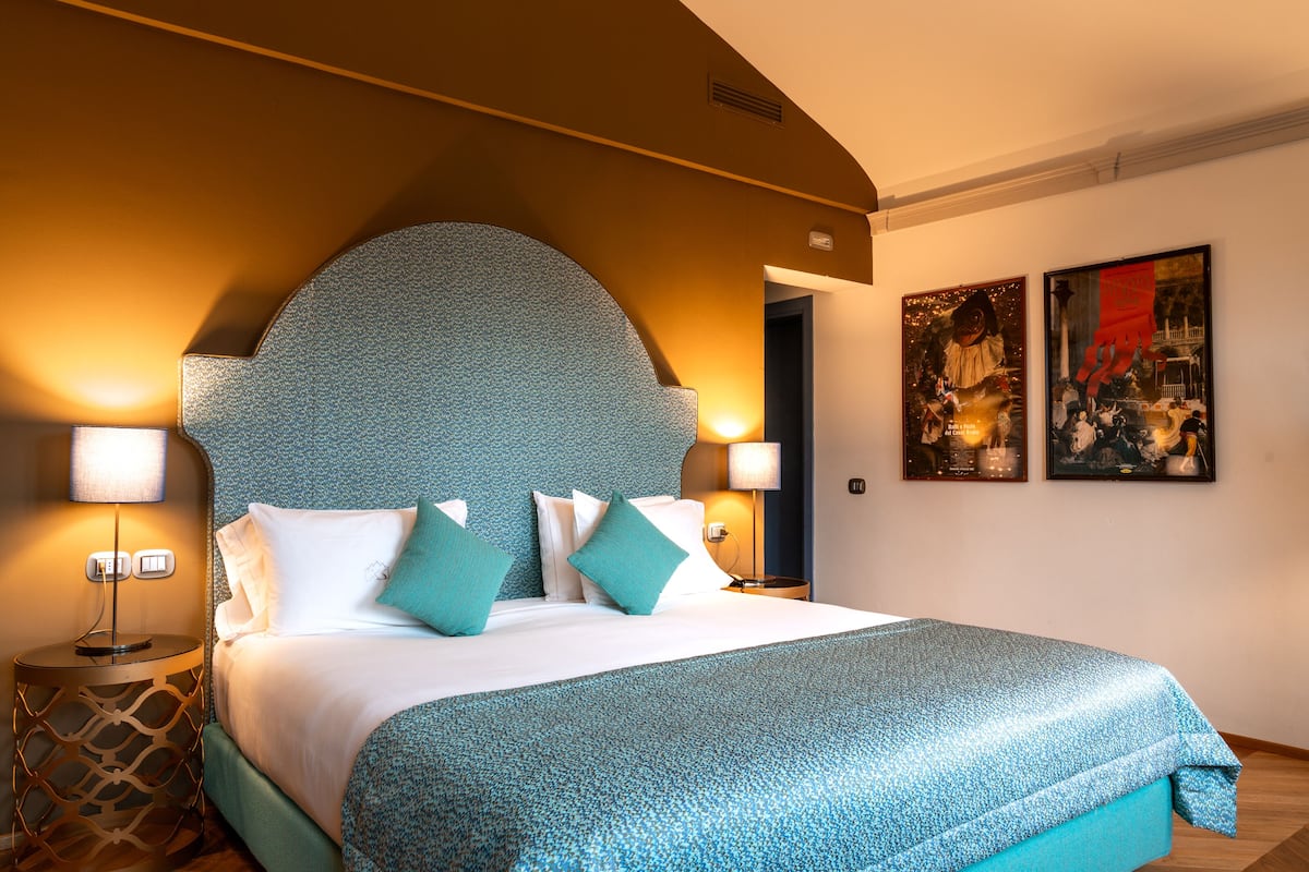 Deluxe Double Room, Garden View