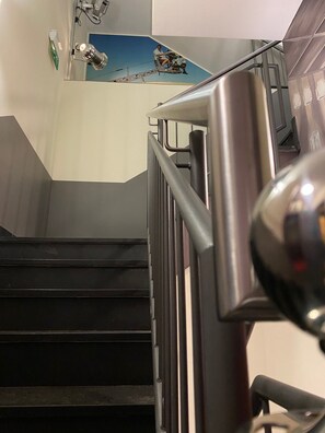 درابزين على السلالم