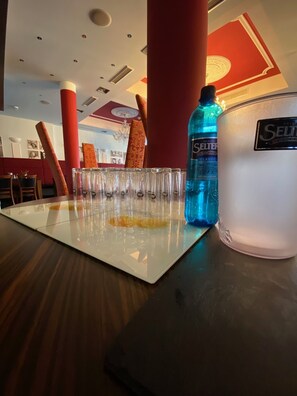 Free daily buffet breakfast - CineHotel Maroni (Zirndorf)