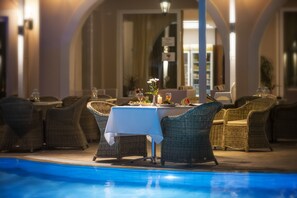 Breakfast and dinner served - Peridis Family Resort (Kos)