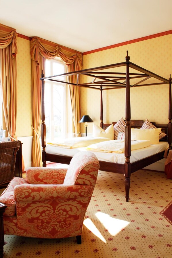 In-room safe, desk, iron/ironing board, free cots/infant beds