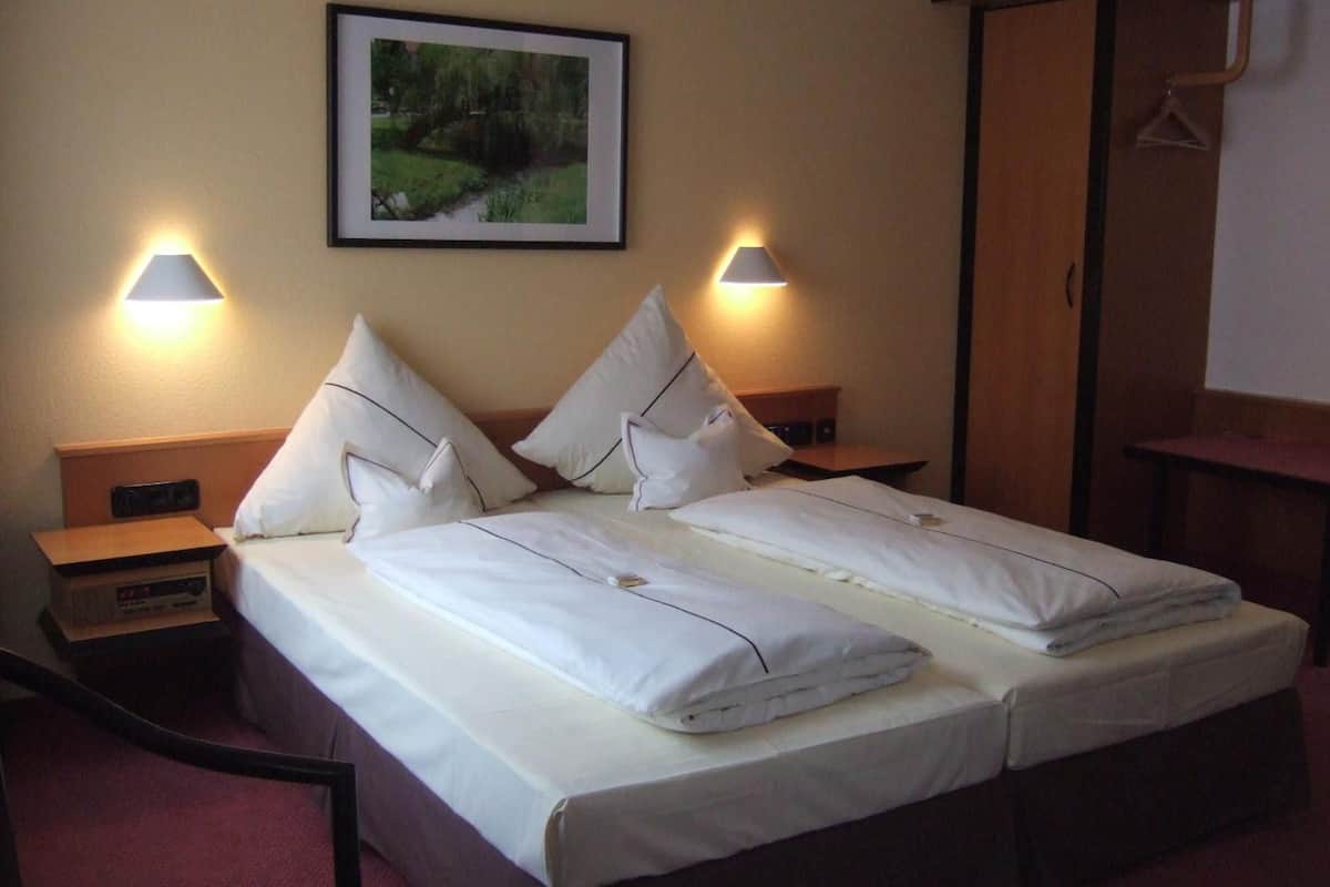 hypo-allergenic bedding, in-room safe, desk, iron/ironing board