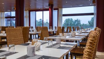 Daily buffet breakfast (EUR 13 per person)