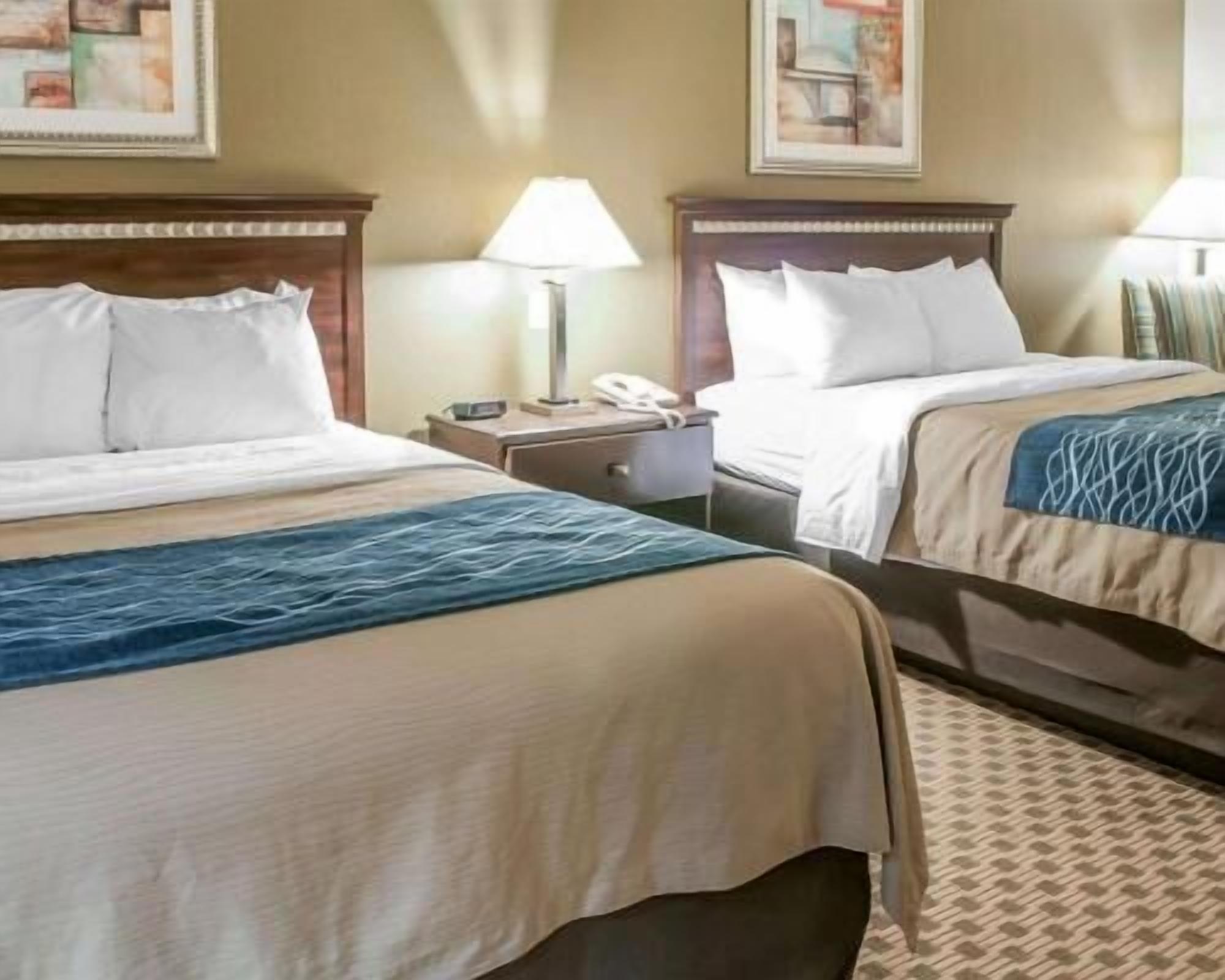 In-room safe, desk, soundproofing, iron/ironing board