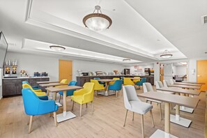 Tägliches inbegriffenes Frühstücksbuffet