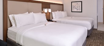 Holiday Inn Express & Suites Lacey – Olympia by IHG