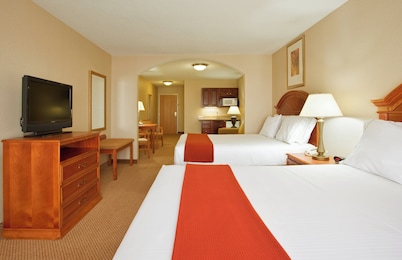 Holiday Inn Express Hotel & Suites Logansport by IHG