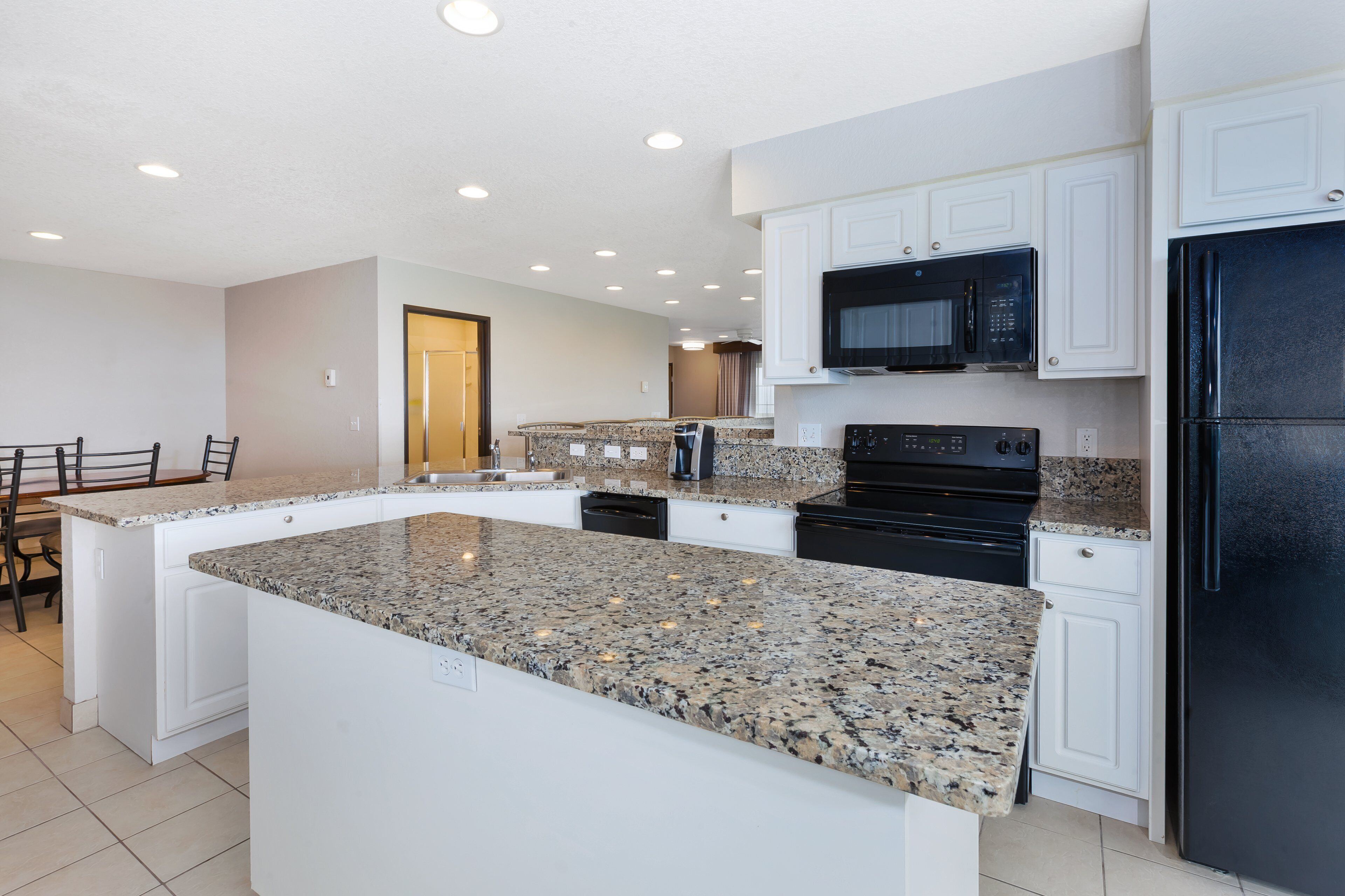 suite, penthouse, 2 king bedrooms, jetted tub, full kitchen (valley view) | room amenity