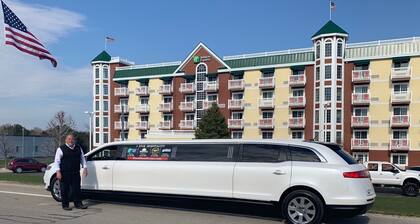 Holiday Inn Express & Suites Petoskey by IHG