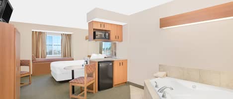 Studio Suite, 1 Queen Bed, Non Smoking | Premium bedding, in-room safe, desk, blackout drapes