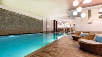 Piscine couverte
