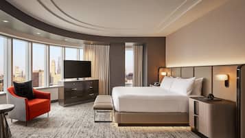 Luxury Corner Suite | Premium bedding, down comforters, minibar, in-room safe