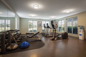 Fitness facility - Staybridge Suites Fairfield Napa Valley Area by IHG (Fairfield)