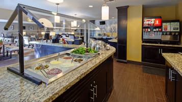 Desayuno buffet incluido todos los días