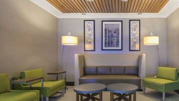 Sala de estar en el lobby