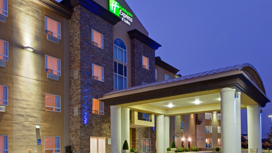 Holiday Inn Express Airport-Calgary by IHG