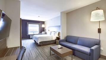 Suite, 1 King Bed | Premium bedding, down comforters, desk, laptop workspace