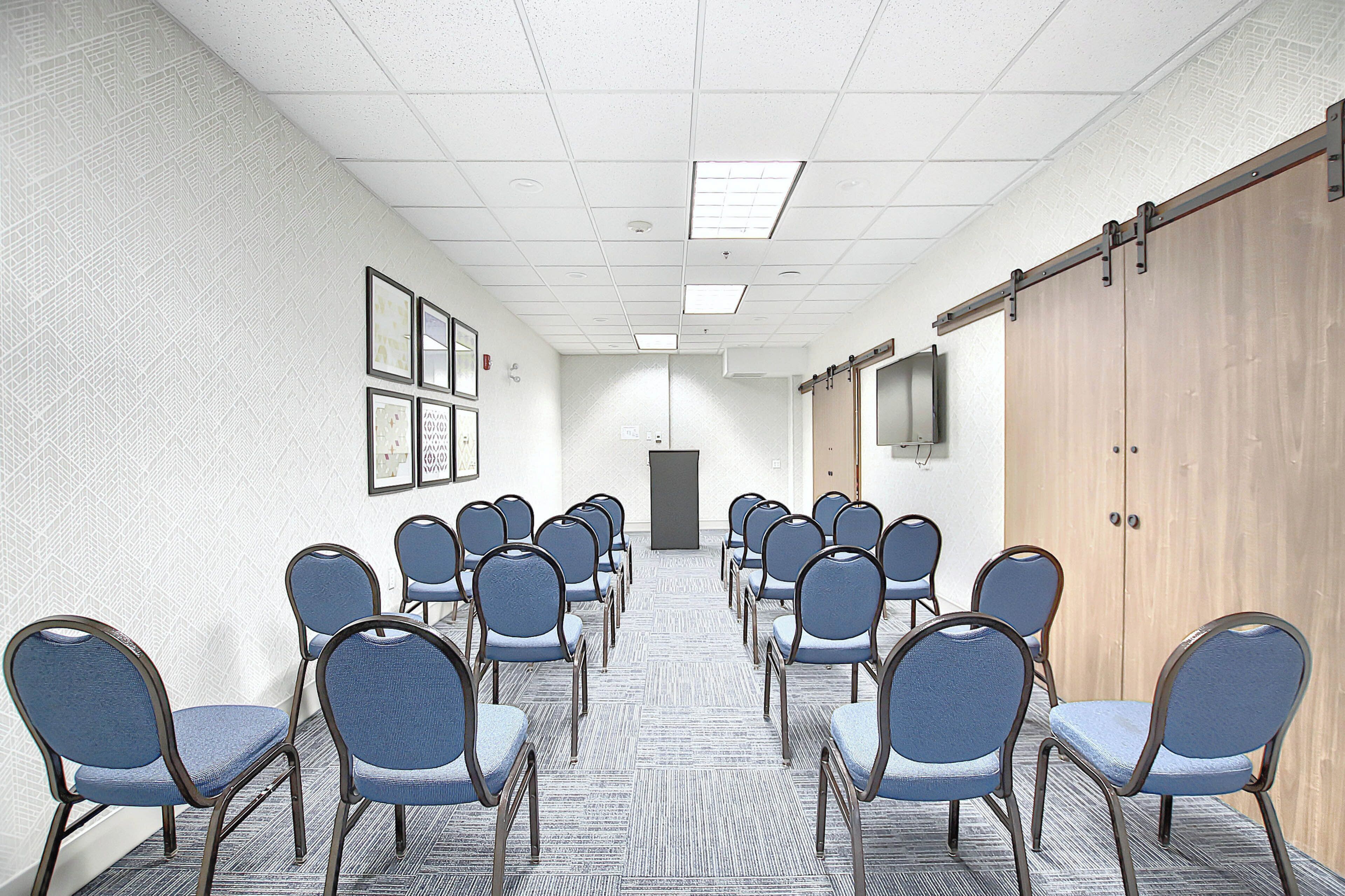 Foto - Holiday Inn Express Airport Calgary, An Ihg