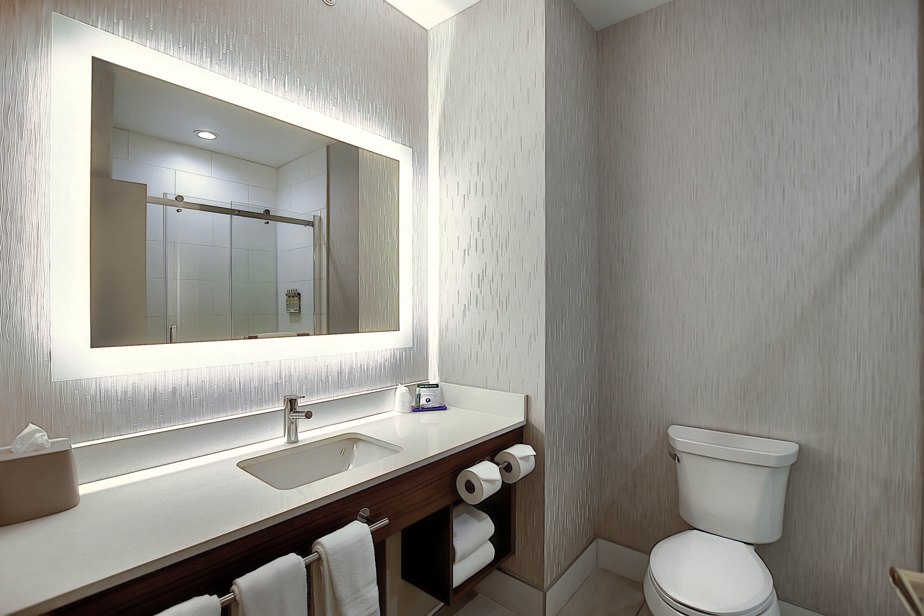 Photo - Holiday Inn Express Airport Calgary, An Ihg