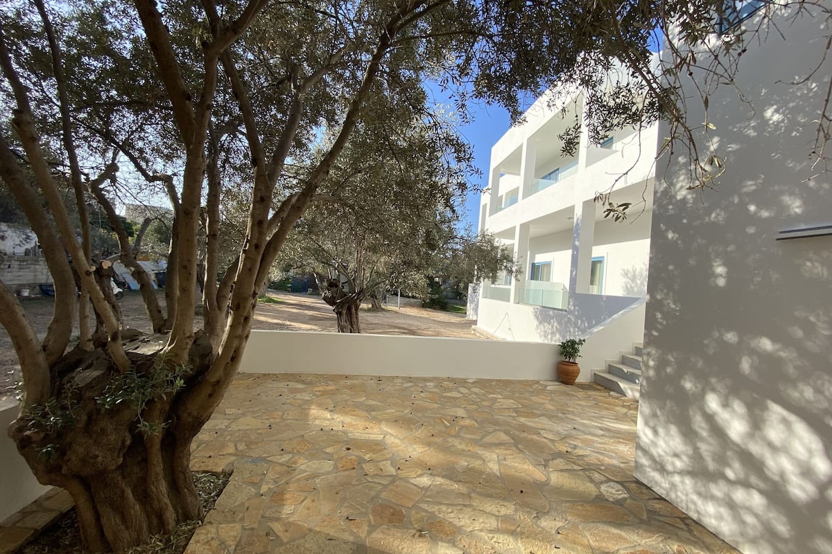 superior room | 1 bedroom, premium bedding, down duvets, pillow-top beds