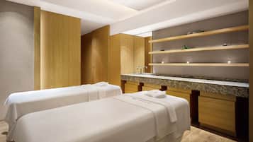 Couples treatment rooms, sauna, hot tub, steam room, body treatments