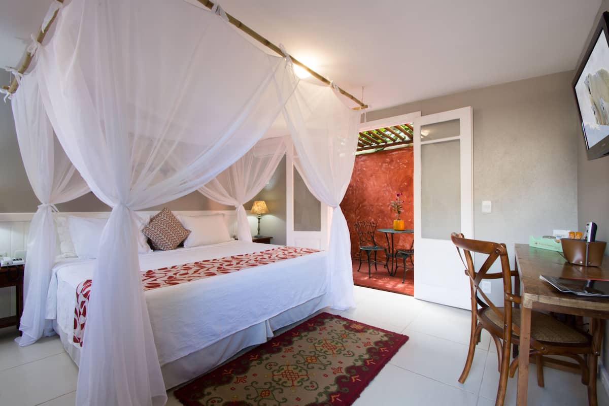 Standard Room | 1 bedroom, minibar, in-room safe, individually decorated