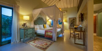 Premier Suite, 1 King Bed, Hot Tub, Mezzanine | Premium bedding, minibar, in-room safe, individually decorated