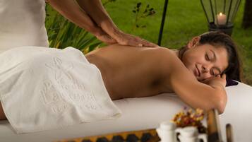 Couples treatment rooms, body treatments, hot stone massages