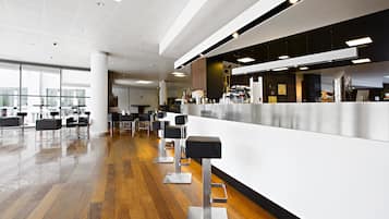 酒吧(店内)