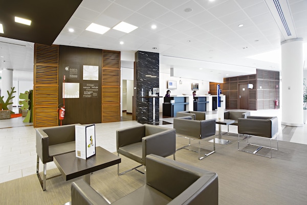 Coin salon dans le hall