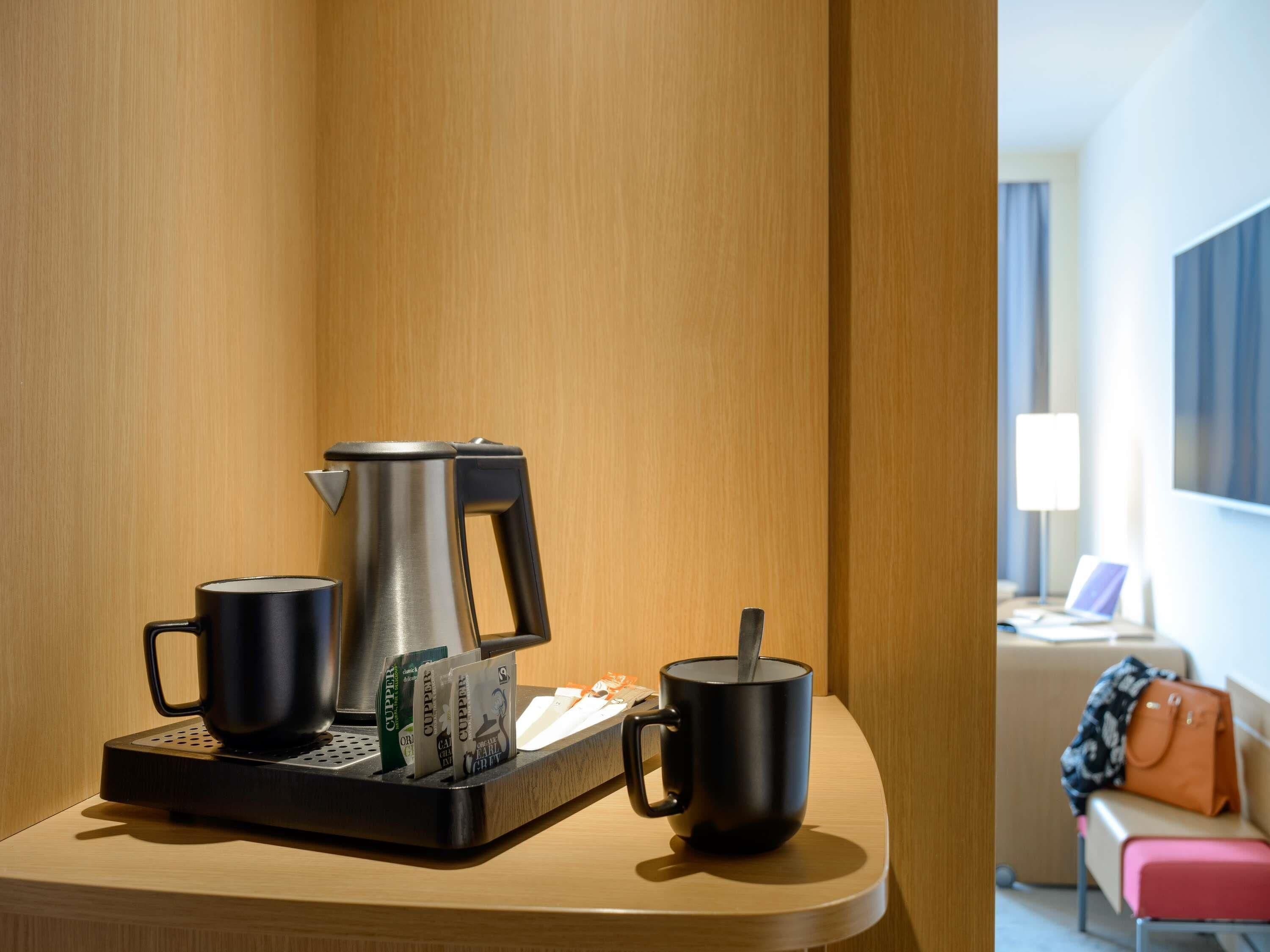 hypo-allergenic bedding, minibar, in-room safe, desk