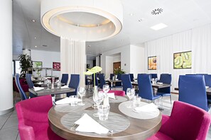 Daily buffet breakfast (EUR 15 per person)