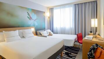 Habitación ejecutiva, 1 cama King size y sofá cama | Ropa de cama hipoalergénica y minibar