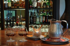 Bar (in der Unterkunft)
