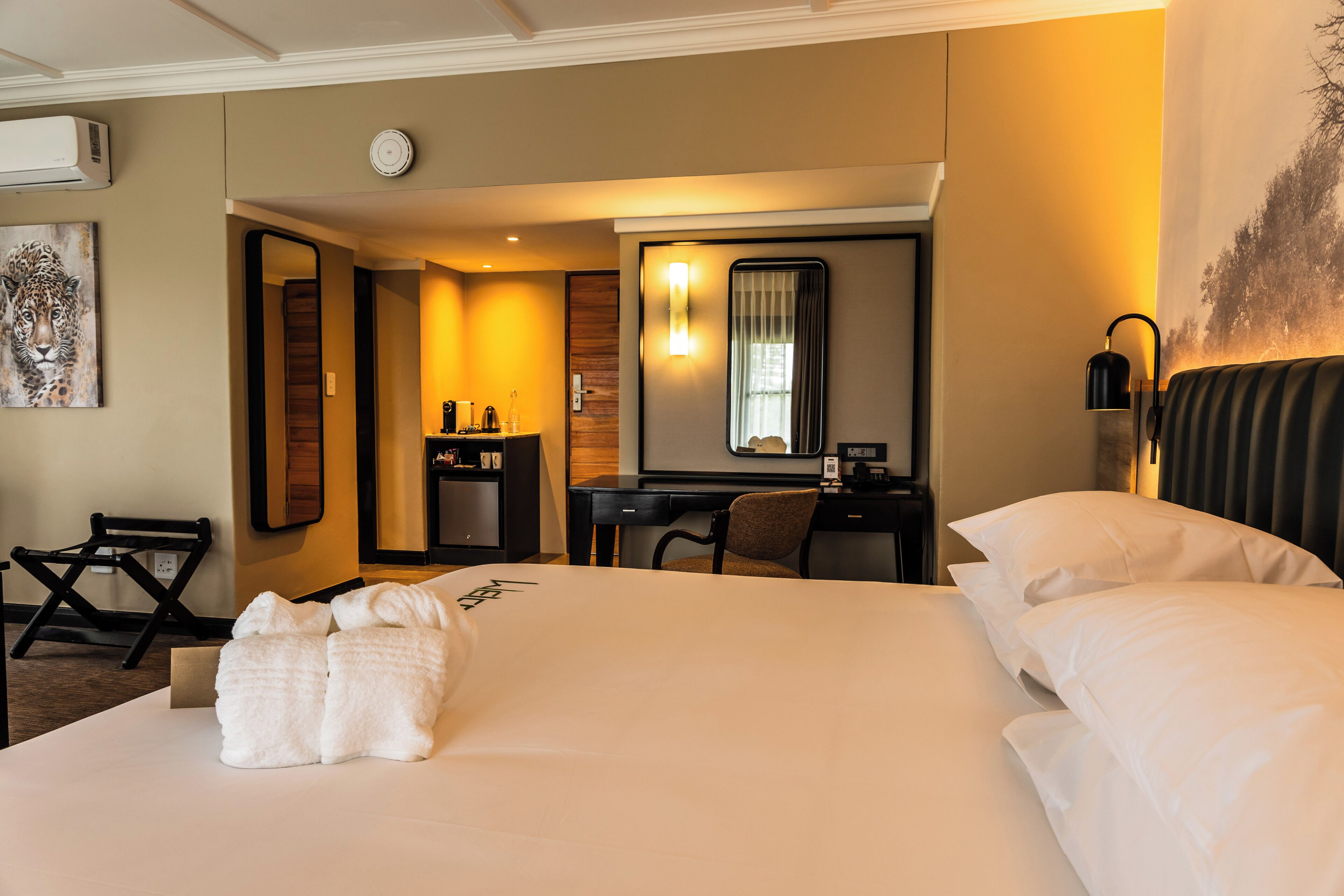 Suite, 1 King Bed with Sofa bed | In-room safe, desk, iron/ironing board, bed sheets