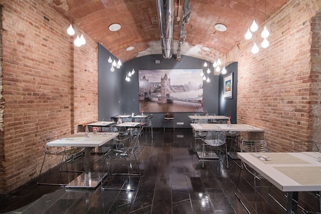 Daily buffet breakfast (EUR 16 per person)