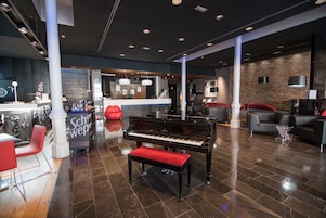 Sala de estar en el lobby