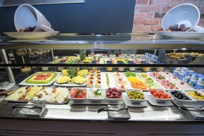 Buffet - Petit Palace Museum (Barcelona)