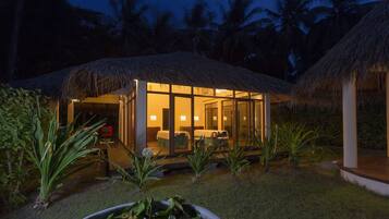 Resepsionis spa