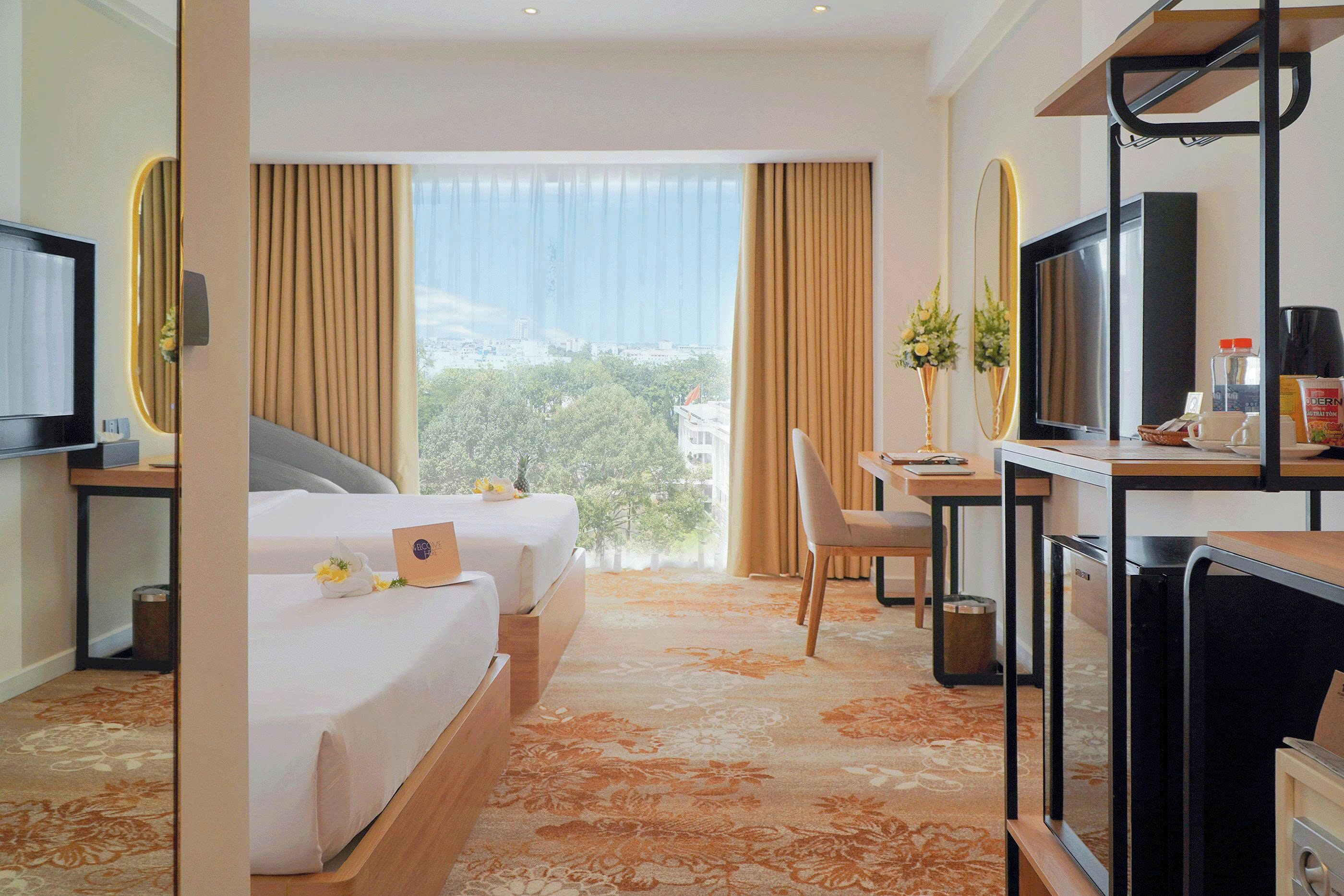 Minibar, in-room safe, desk, blackout curtains