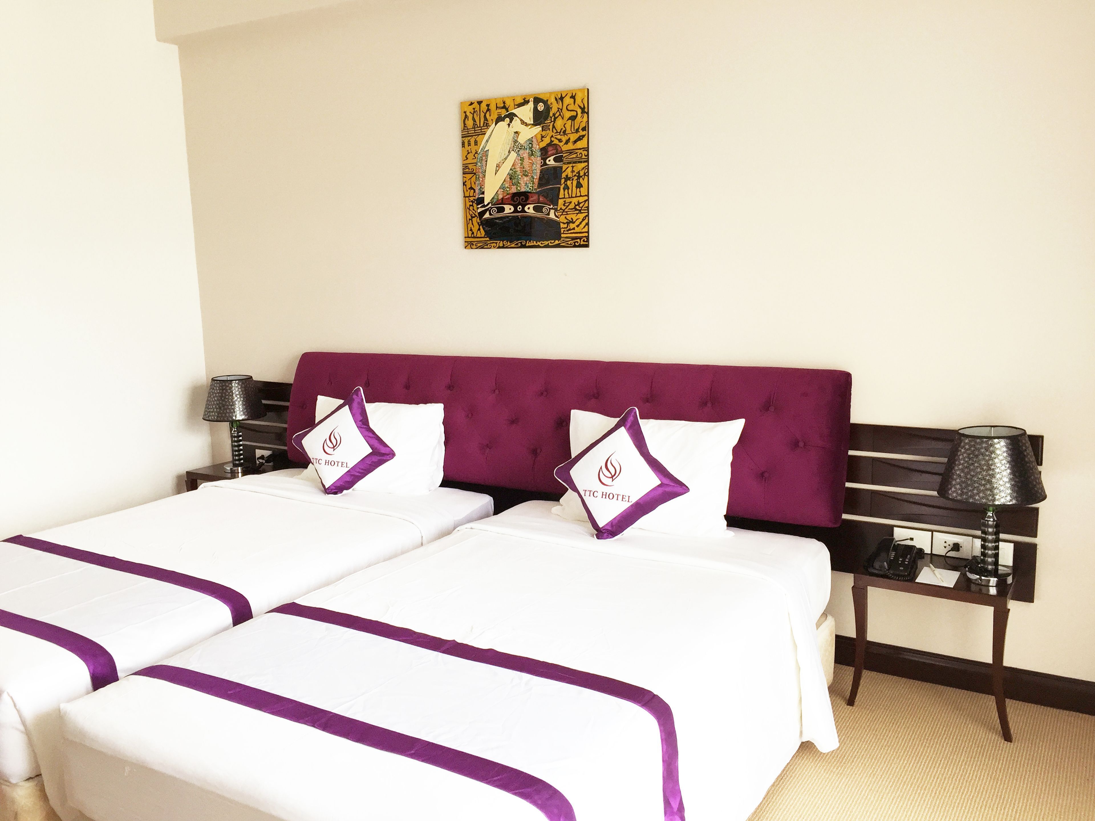 Minibar, in-room safe, desk, blackout drapes