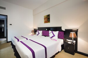 Minibar, in-room safe, desk, blackout drapes