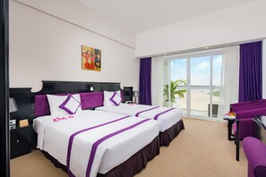 Minibar, in-room safe, desk, blackout curtains - TTC Hotel Can Tho (Can Tho)