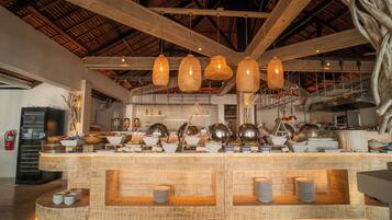 Free buffet breakfast