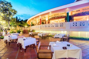 Breakfast, lunch, dinner served; international cuisine, sea views  -  Phu Hai Beach Resort & Spa Phan Thiet (Phan Thiet)