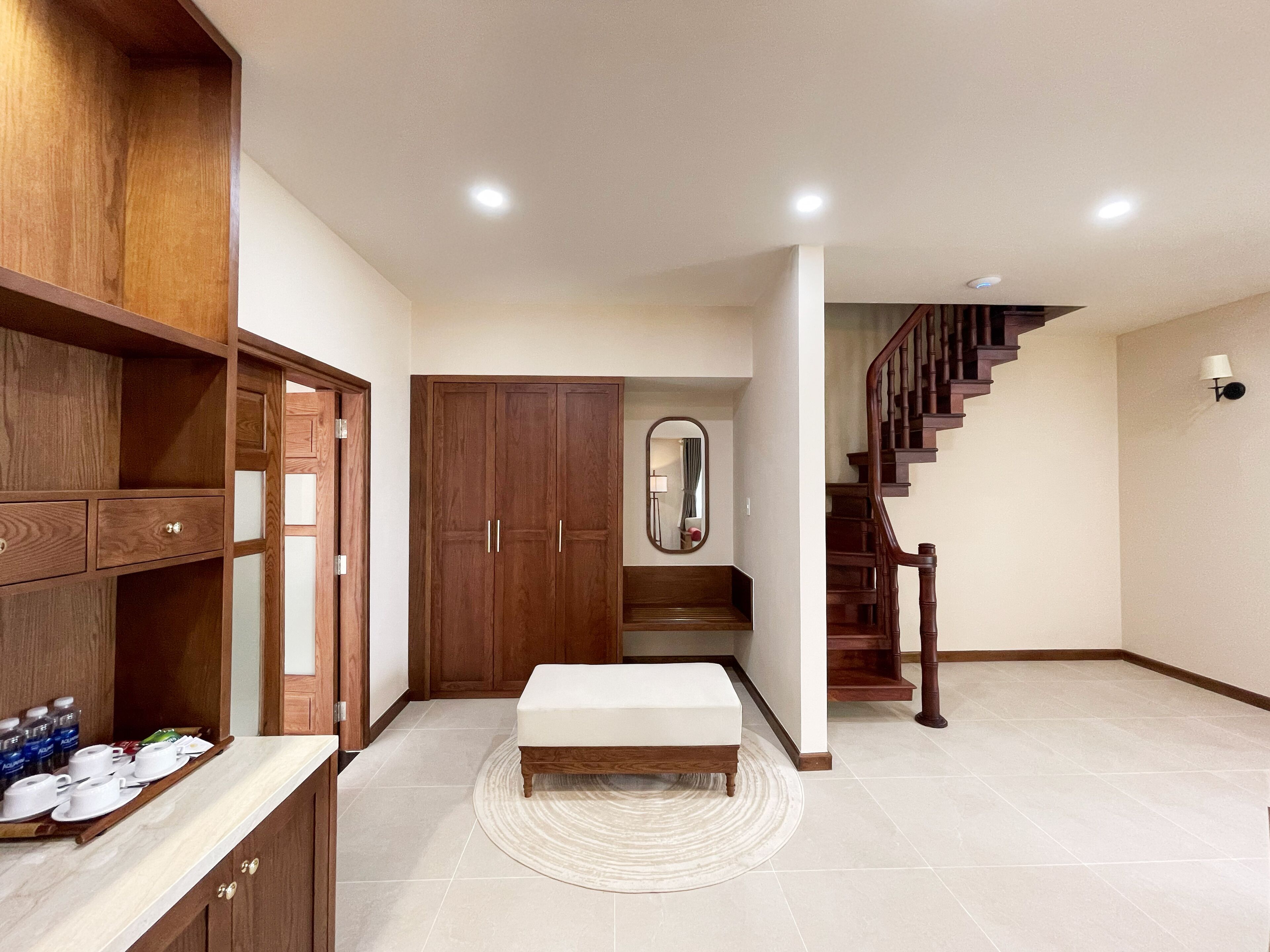 presidential beach front villa | minibar, in-room safe, desk, rollaway beds