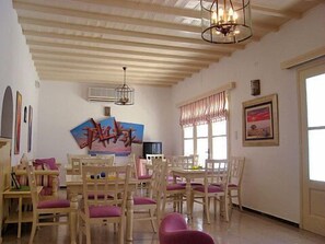 Khu vực dùng bữa sáng