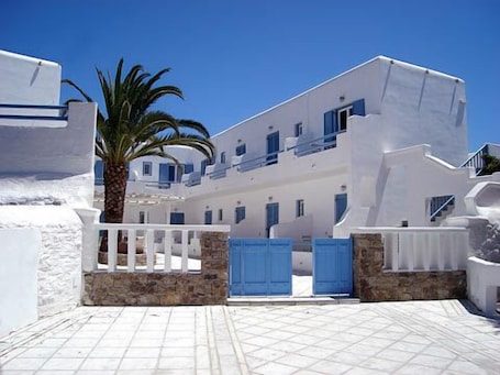 Garden. Magas Hotel