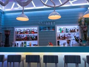 Bar (en la propiedad)