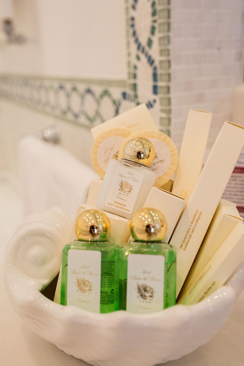 standard double room (no view) | 1 bedroom, minibar, in-room safe, individually decorated